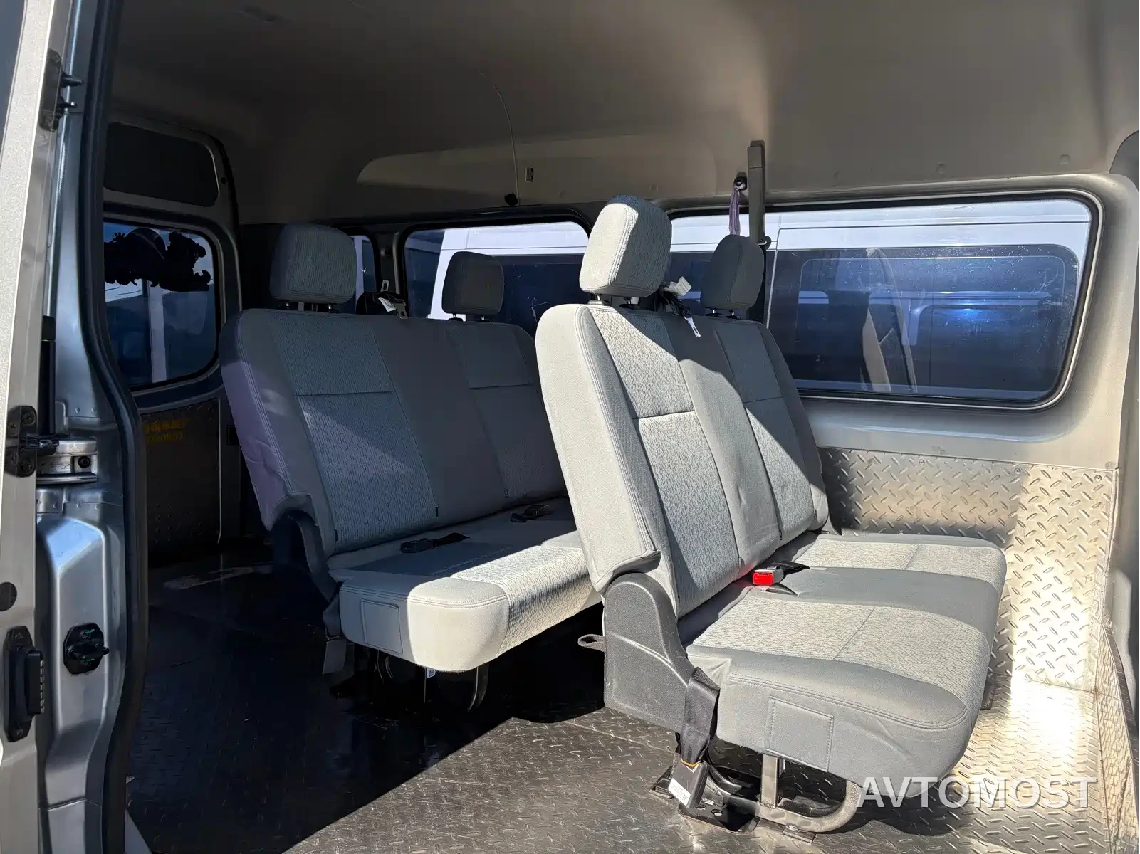 Foton Tuyano 2023 Lucky Elephant Multi-purpose 2.0T Manual Long Wheelbase Medium Roof Single Rear Tire 5/6/7/9-seater — фото 6