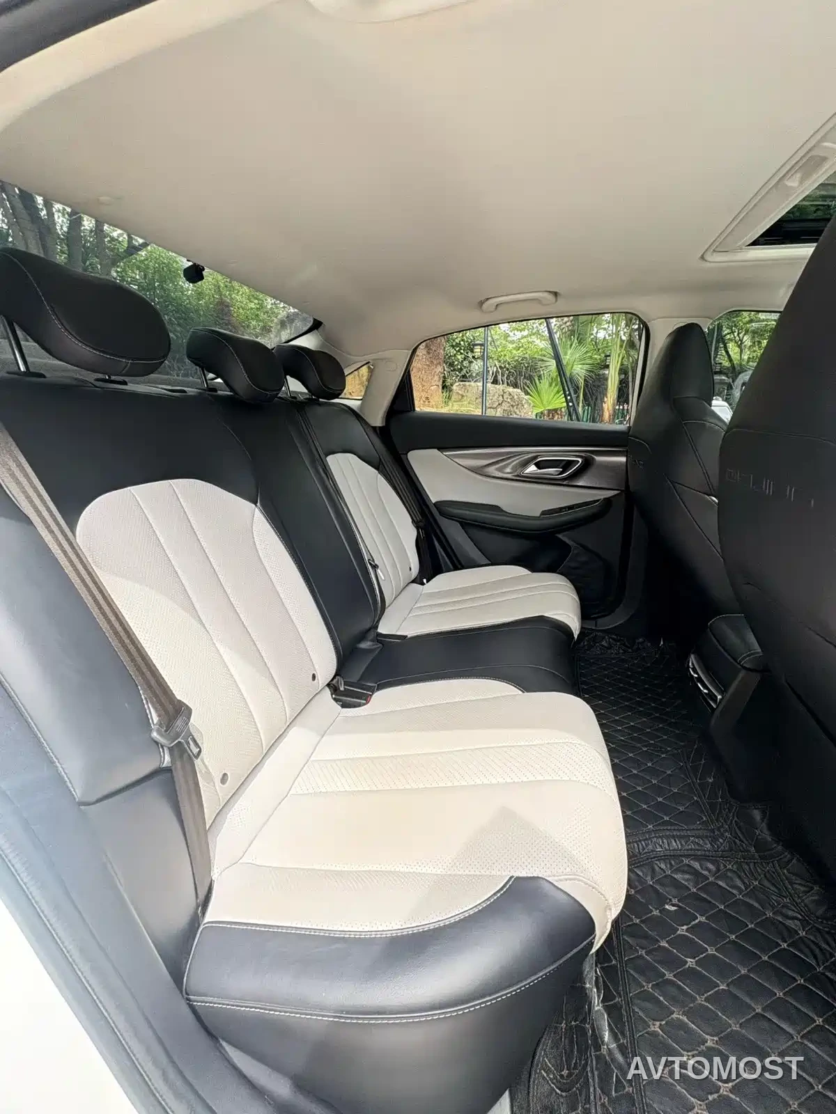 BAIC Beijing EU5 PLUS 2023 R500 Executive Edition — фото 5