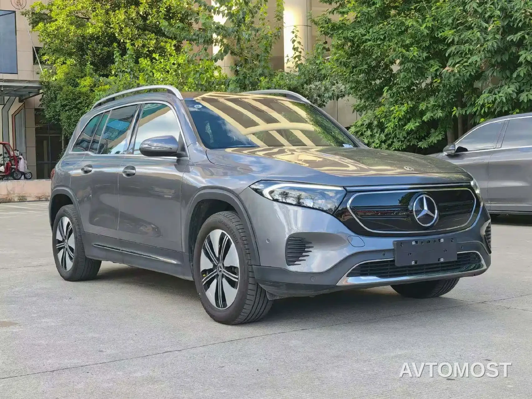 Mercedes-Benz EQB 2023 EQB 260 — фото 3