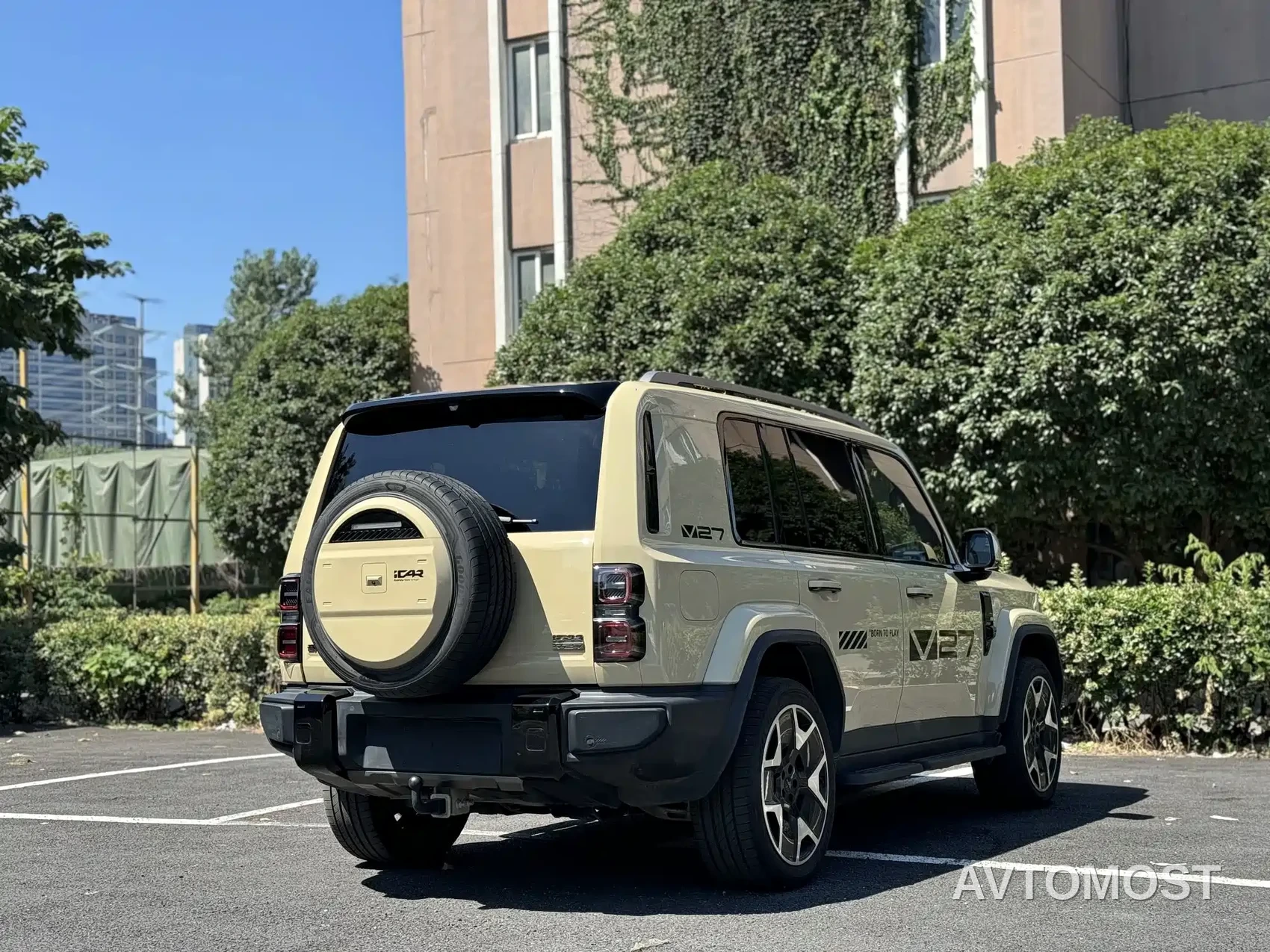 iCAR V27 2026 200KM AWD Falcon 500 — фото 5