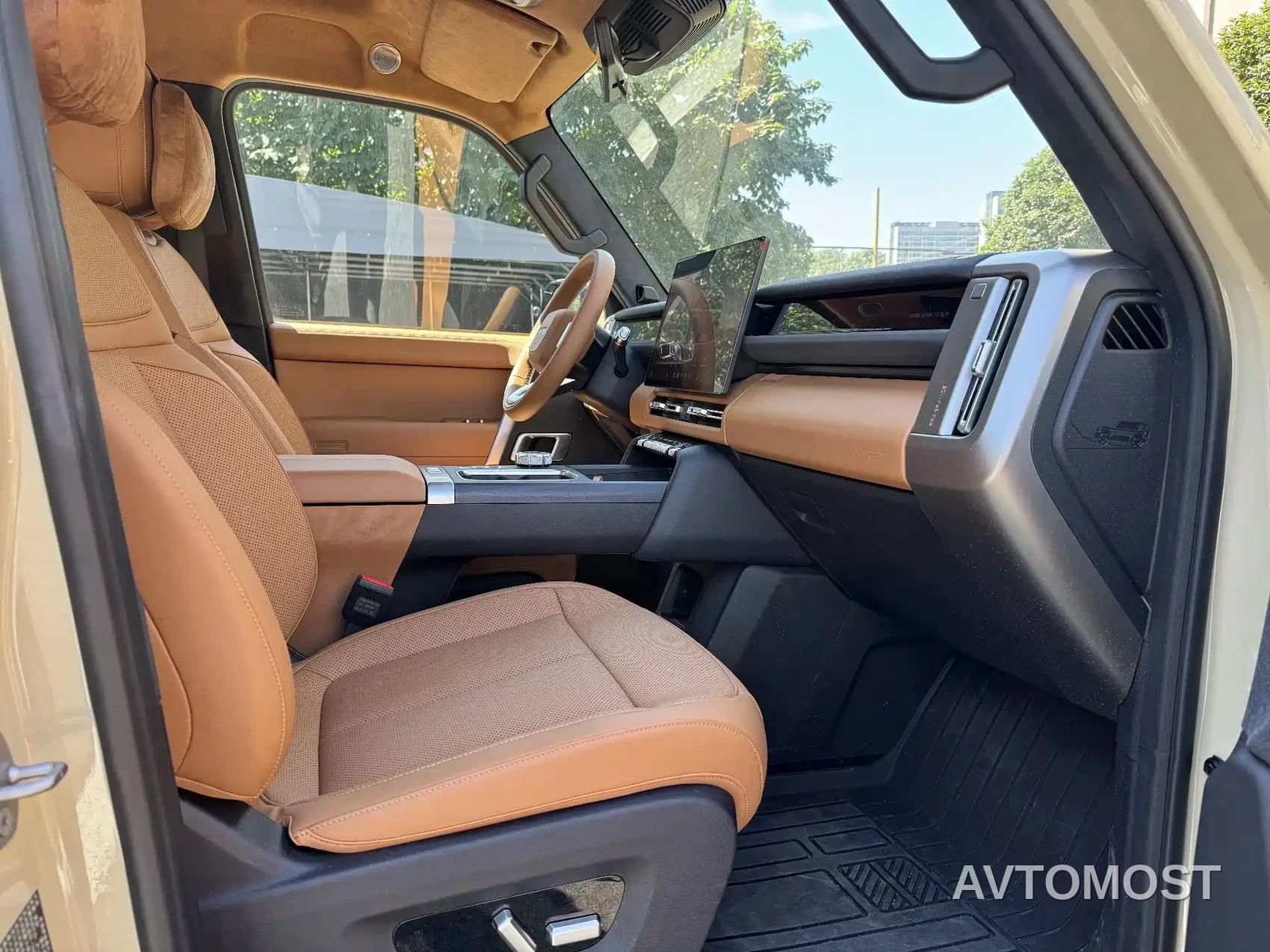 iCAR V27 2026 200KM AWD Falcon 500 — фото 13