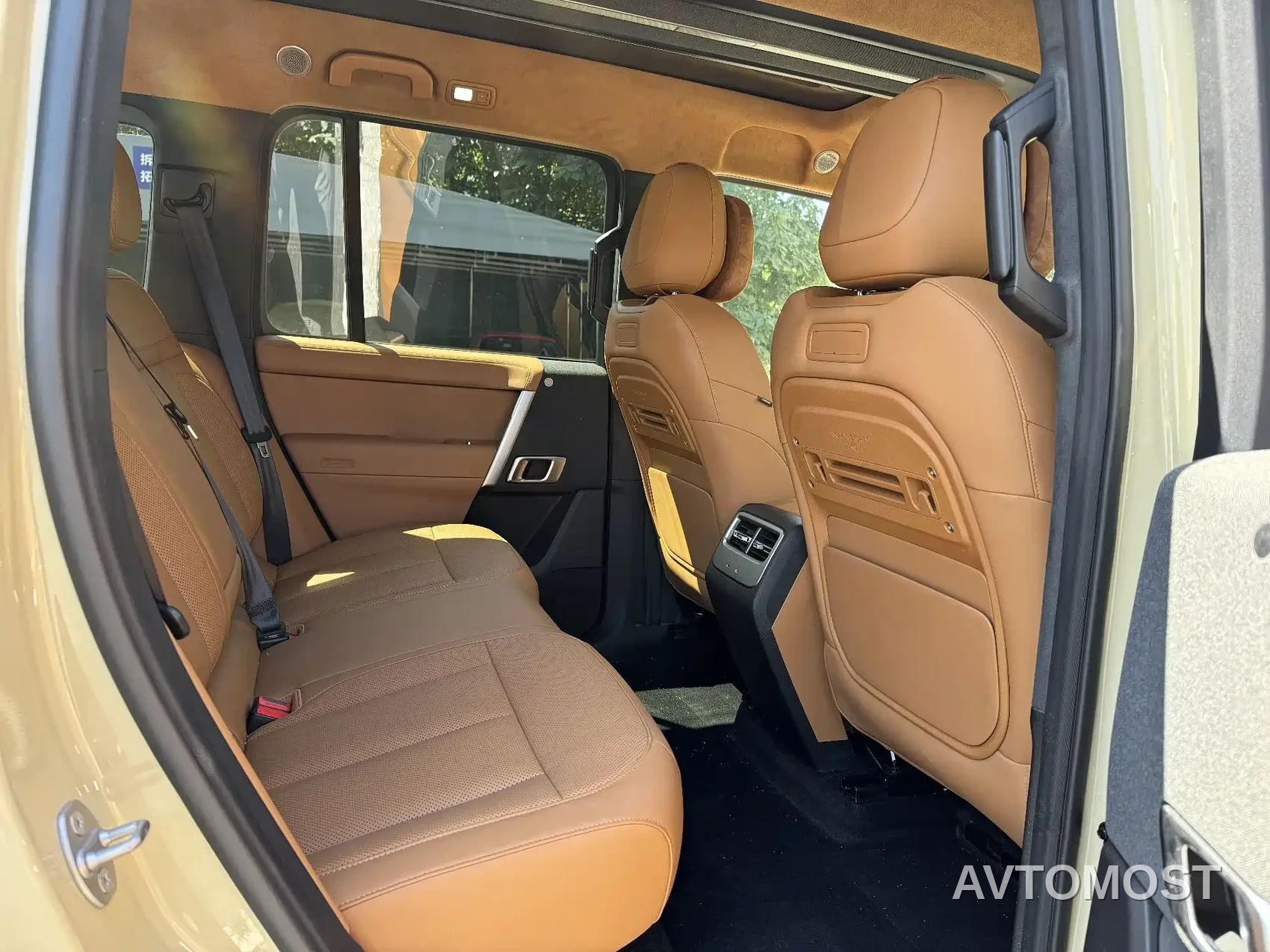 iCAR V27 2026 200KM AWD Falcon 500 — фото 14