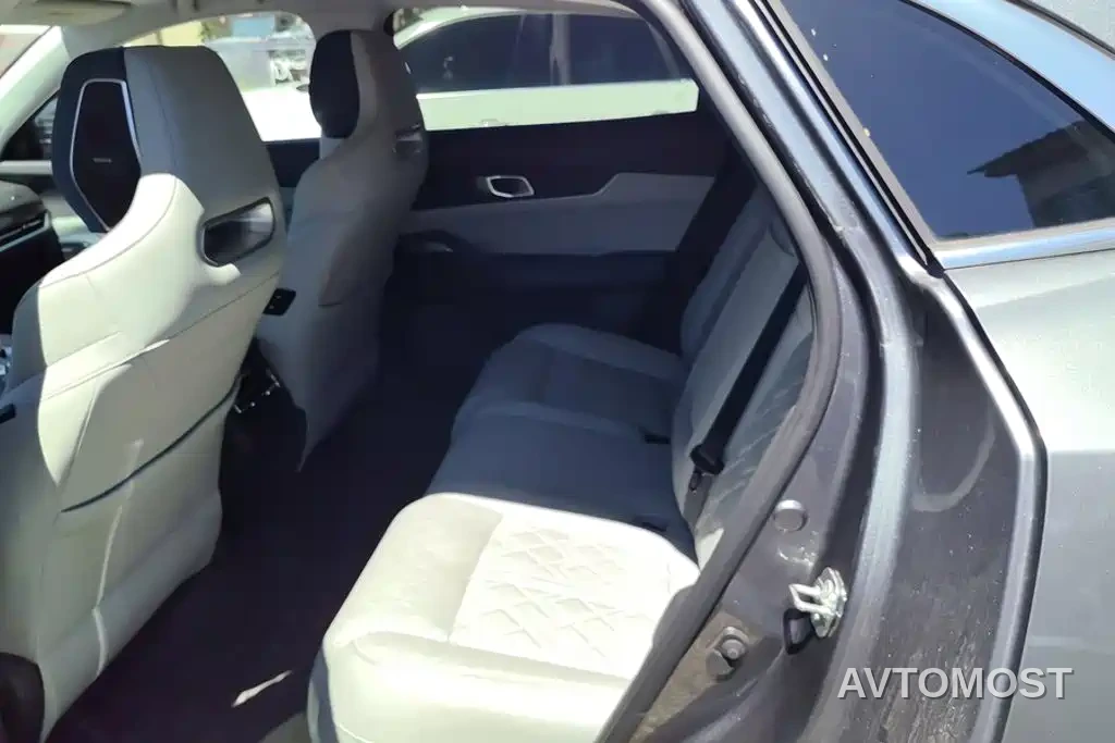 Changan UNI-K iDD 2022 Blue Whale iDD 130km 1.5T Premium — фото 10