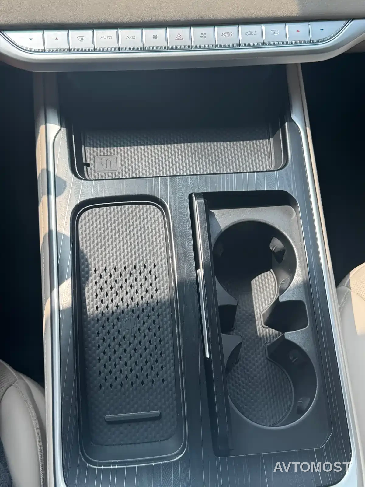 WEY Alpine 2023 AWD Flagship — фото 31
