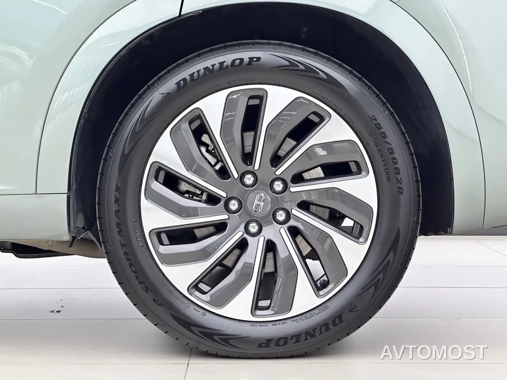 AITO M7 2022 1.5T RWD Comfort Edition — фото 6