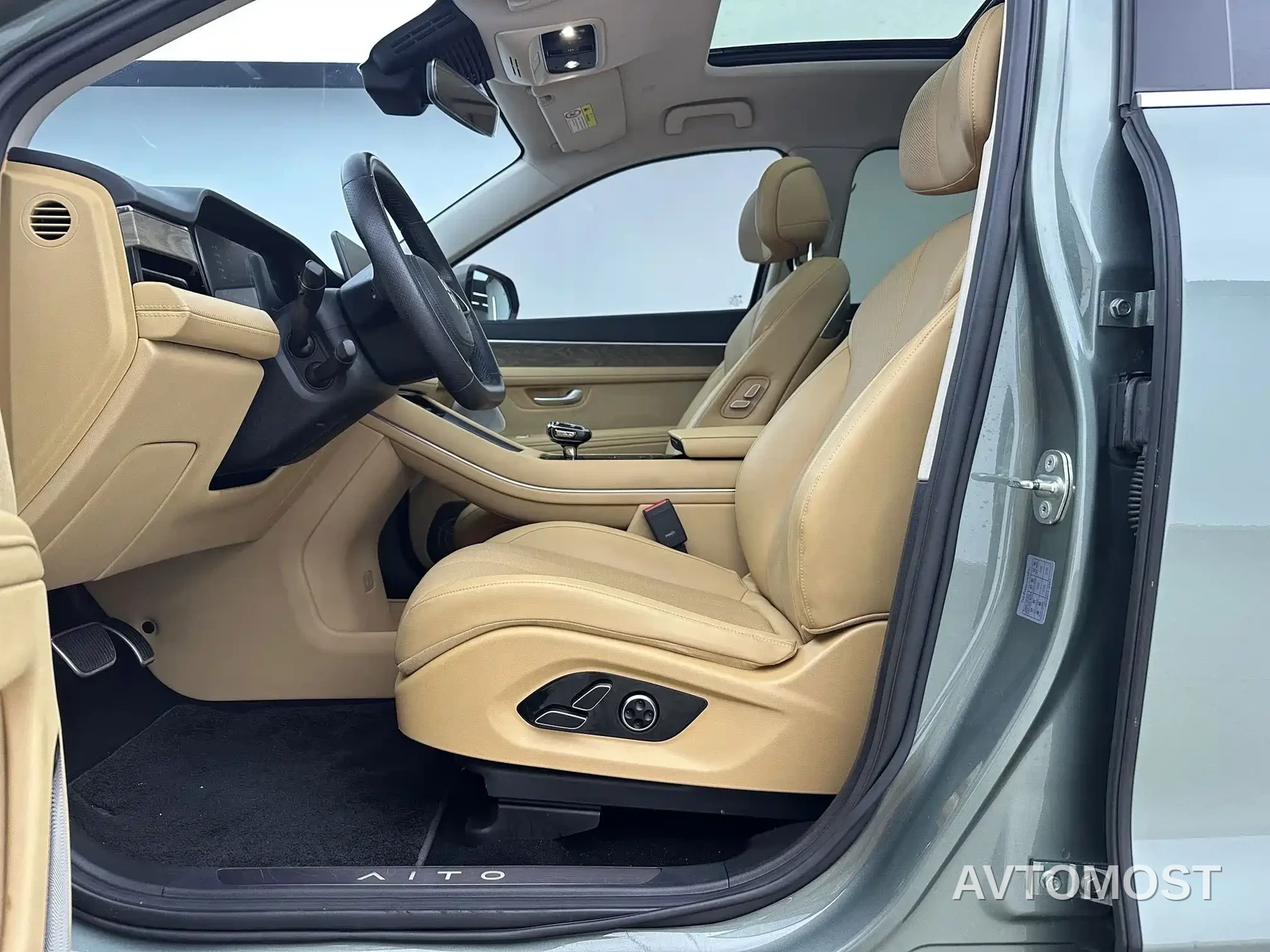 AITO M7 2022 1.5T RWD Comfort Edition — фото 8