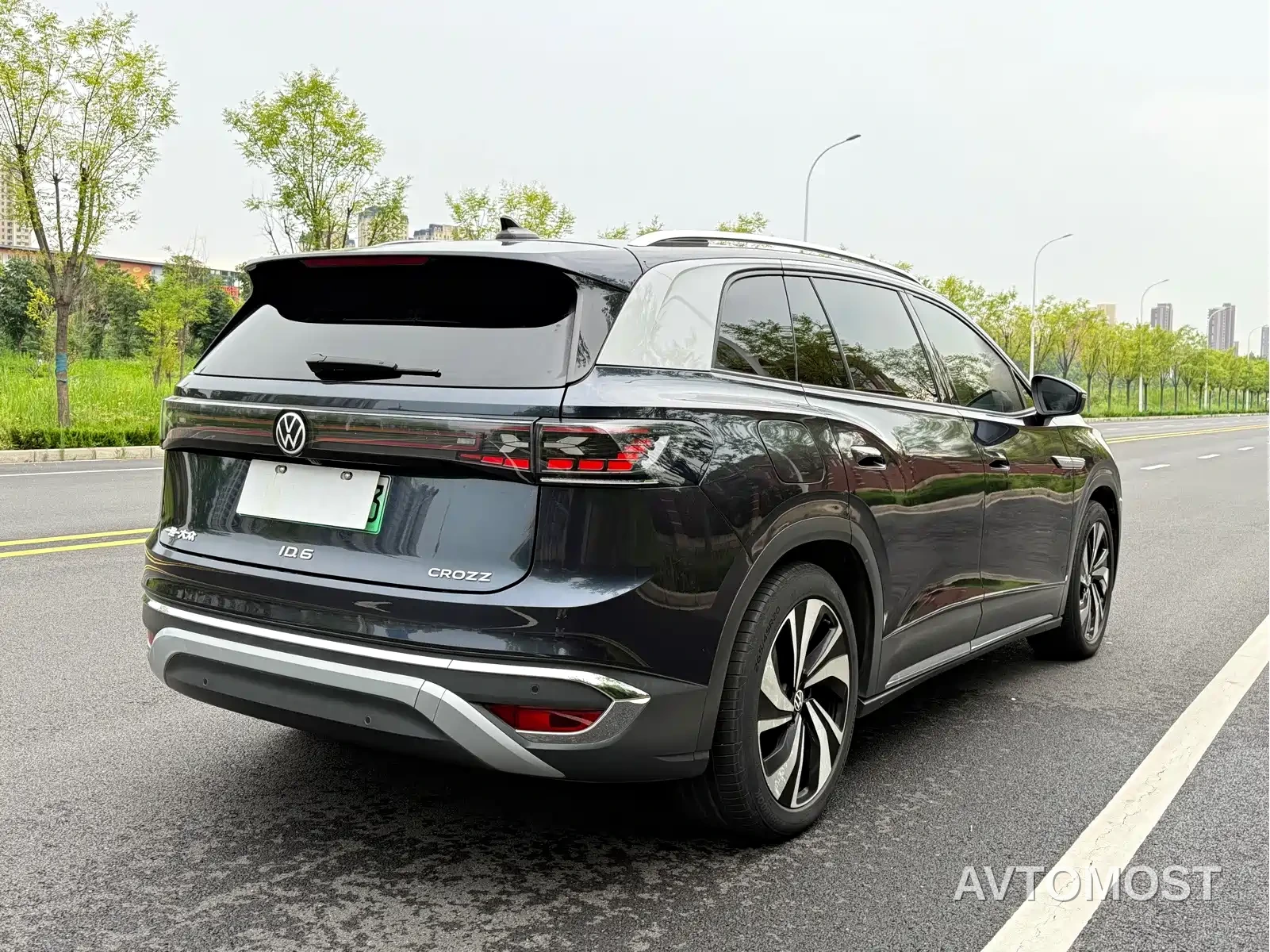 Volkswagen ID.6 CROZZ 2021 Long Range PURE+ Edition — фото 6