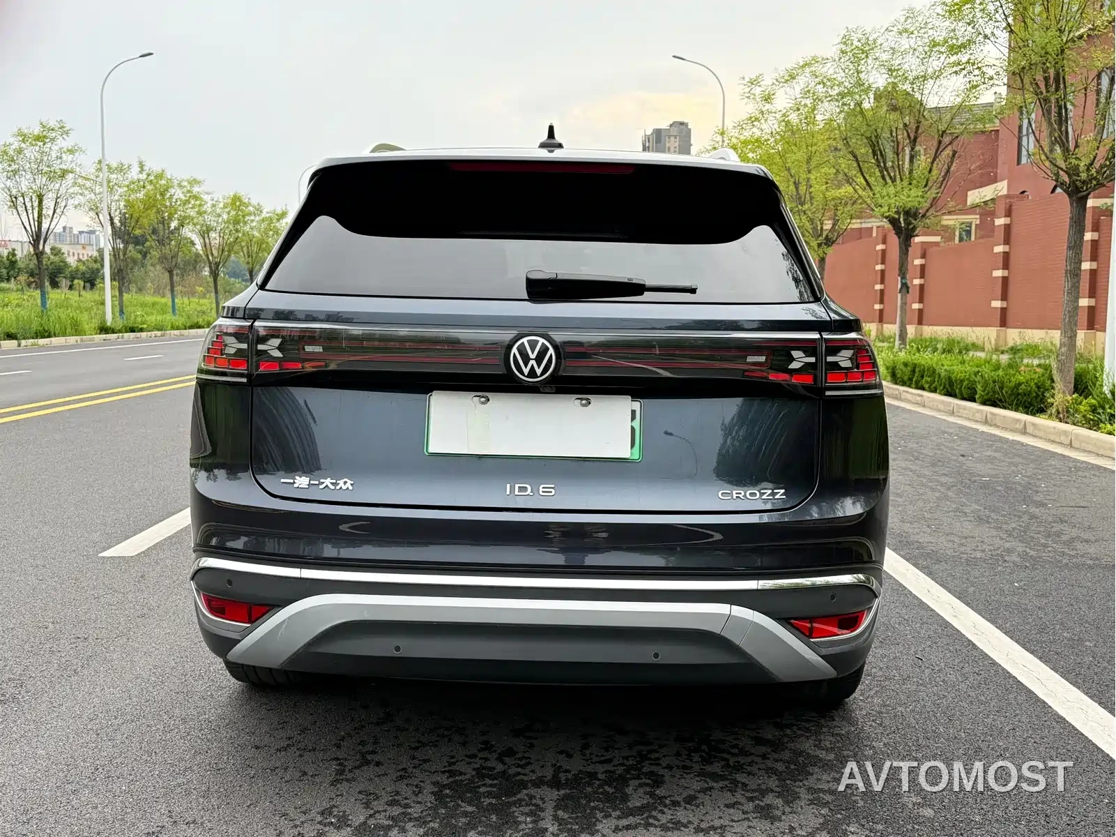 Volkswagen ID.6 CROZZ 2021 Long Range PURE+ Edition — фото 7