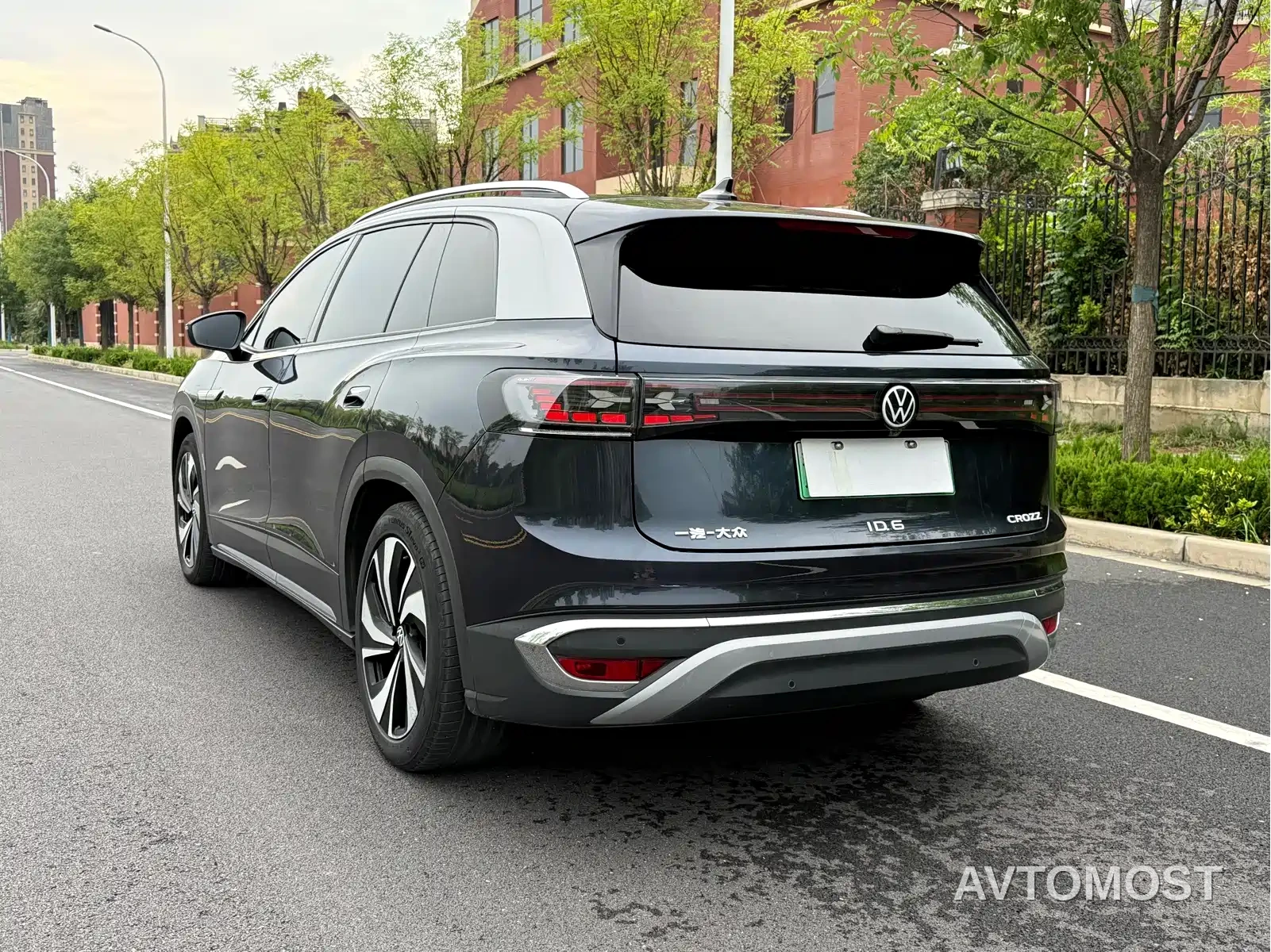 Volkswagen ID.6 CROZZ 2021 Long Range PURE+ Edition — фото 8