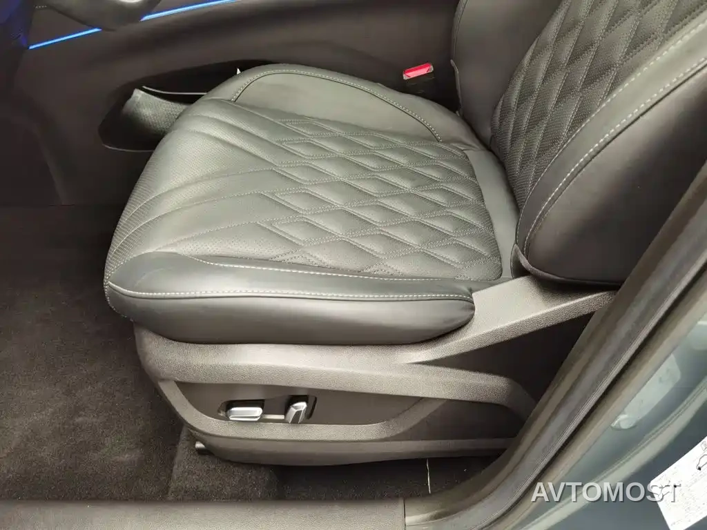 Chery Tiggo 7 PLUS New Energy 2023 1.5T Smart Distance Model — фото 17