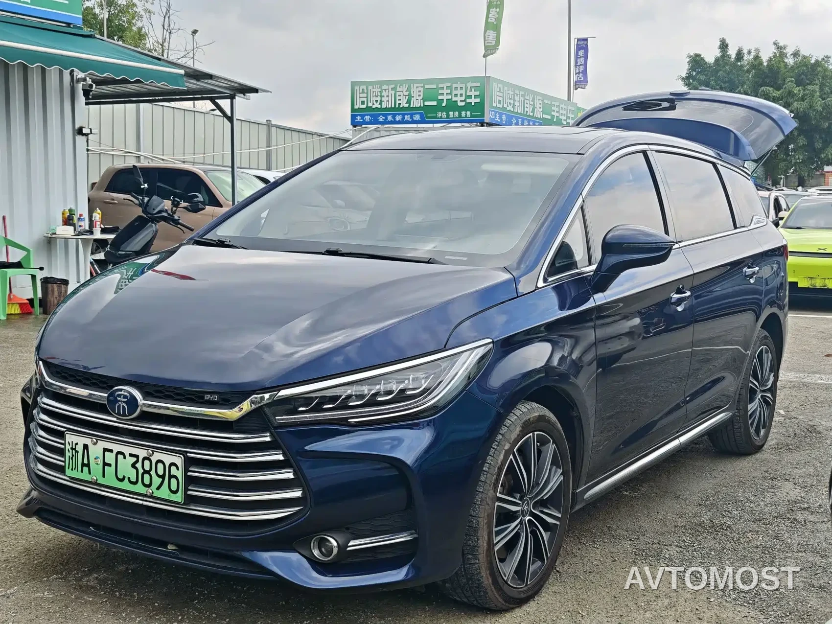 BYD Song MAX New Energy 2019 DM 1.5T Smart Connect Advance 7-seater China VI — фото 1