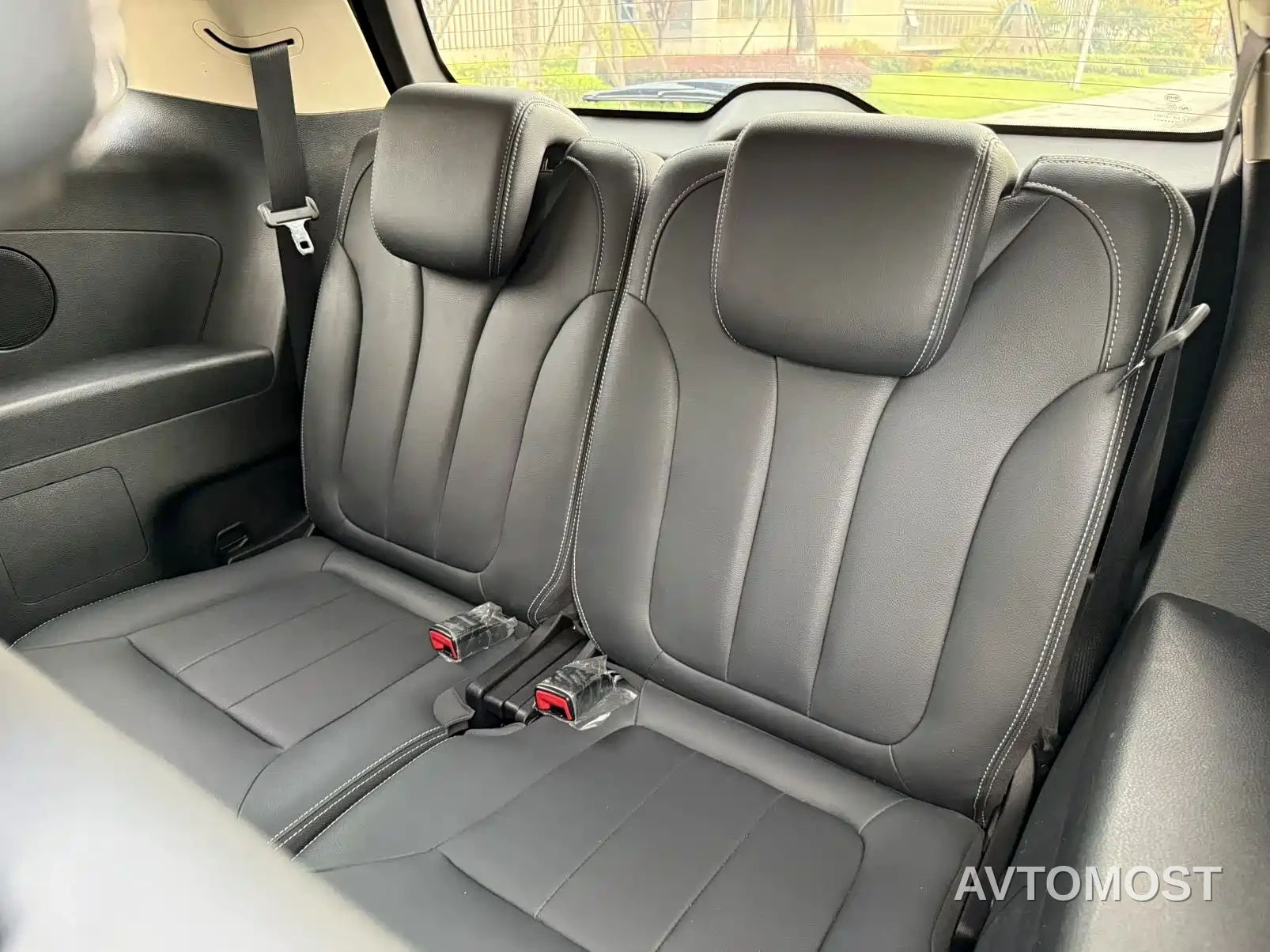 BYD Song MAX New Energy 2019 DM 1.5T Smart Connect Advance 7-seater China VI — фото 14