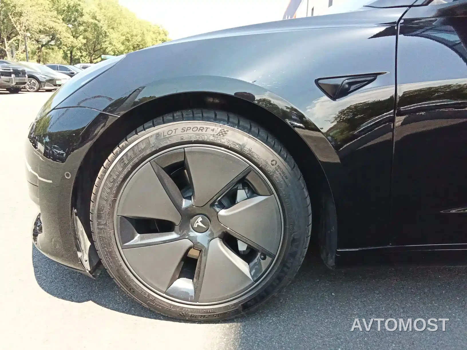Tesla Model 3 2022 Model Rear-Wheel Drive Version — фото 4