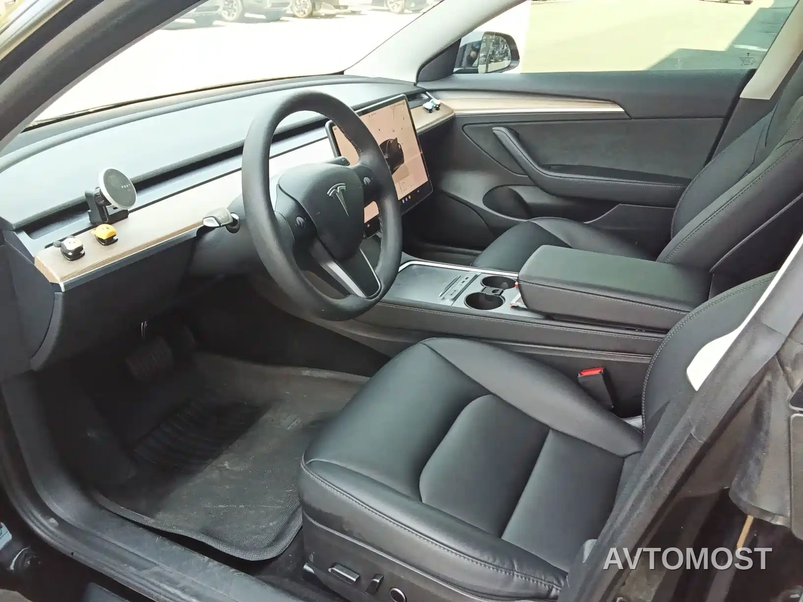 Tesla Model 3 2022 Model Rear-Wheel Drive Version — фото 6