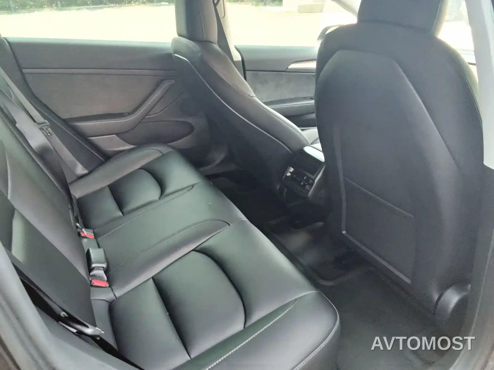 Tesla Model 3 2022 Model Rear-Wheel Drive Version — фото 16
