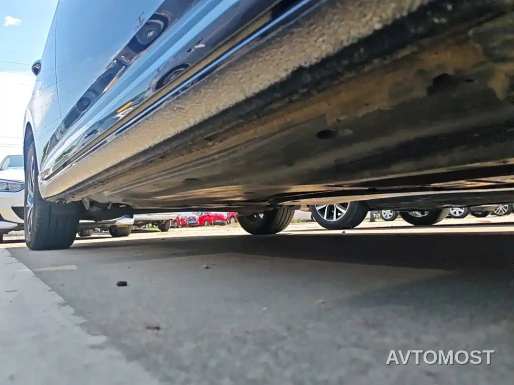 Volkswagen Lavida 2023 280TSI DSG Comfort Edition — фото 21