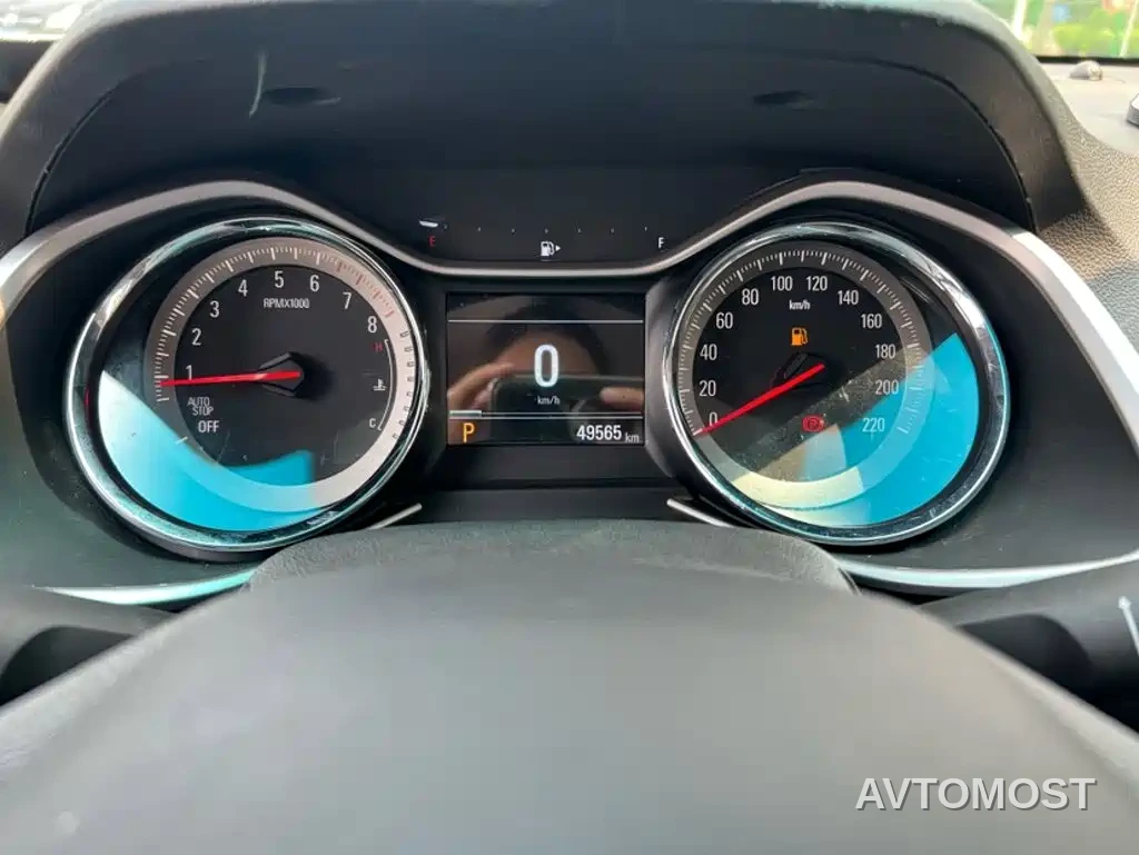 Chevrolet Volando 2020 Mild Hybrid Redline 530T Automatic Premium Edition (5+2 seater) — фото 4