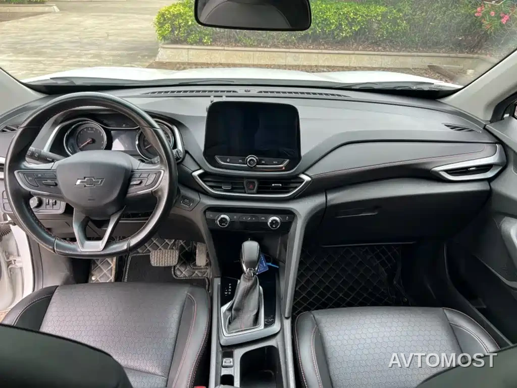 Chevrolet Volando 2020 Mild Hybrid Redline 530T Automatic Premium Edition (5+2 seater) — фото 5