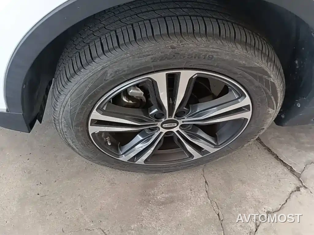 Geely Boyue 2022 1.8TD DCT Elegance — фото 21