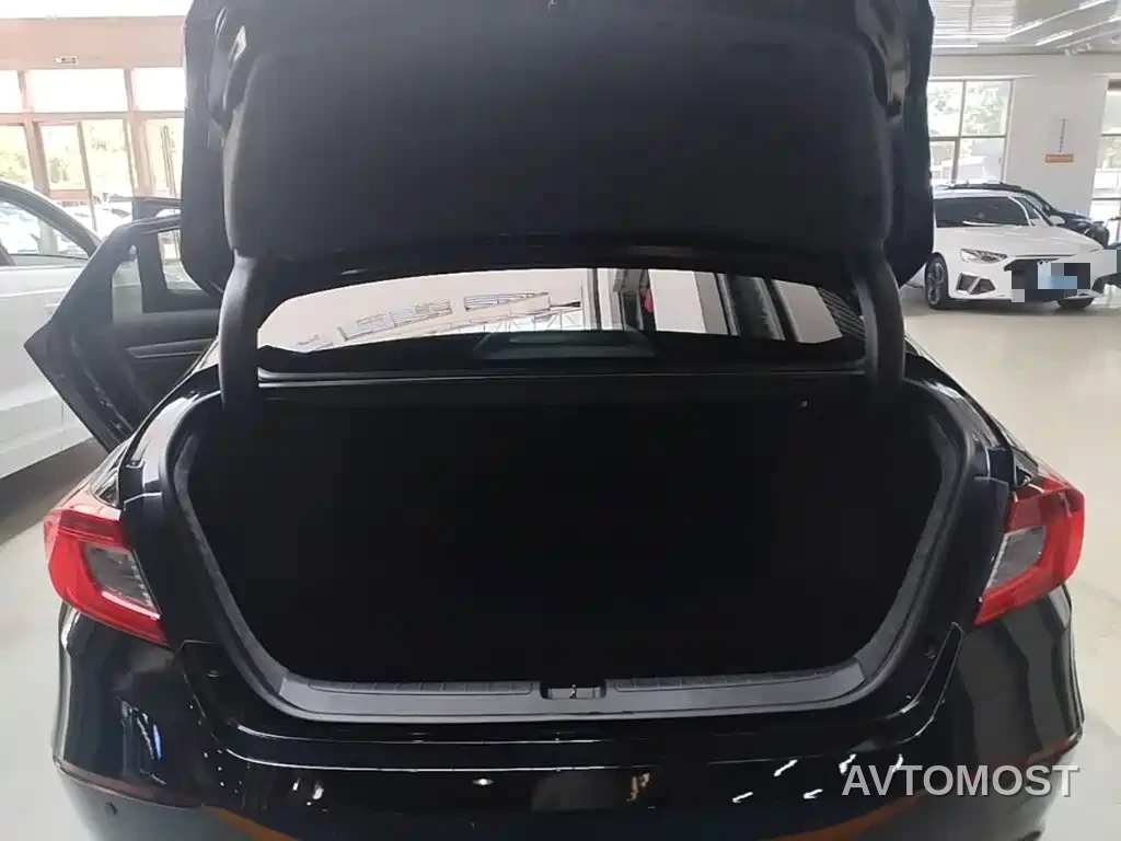 Honda Accord 2018 Sharp Hybrid 2.0L Sharp Leader Edition China VI — фото 13