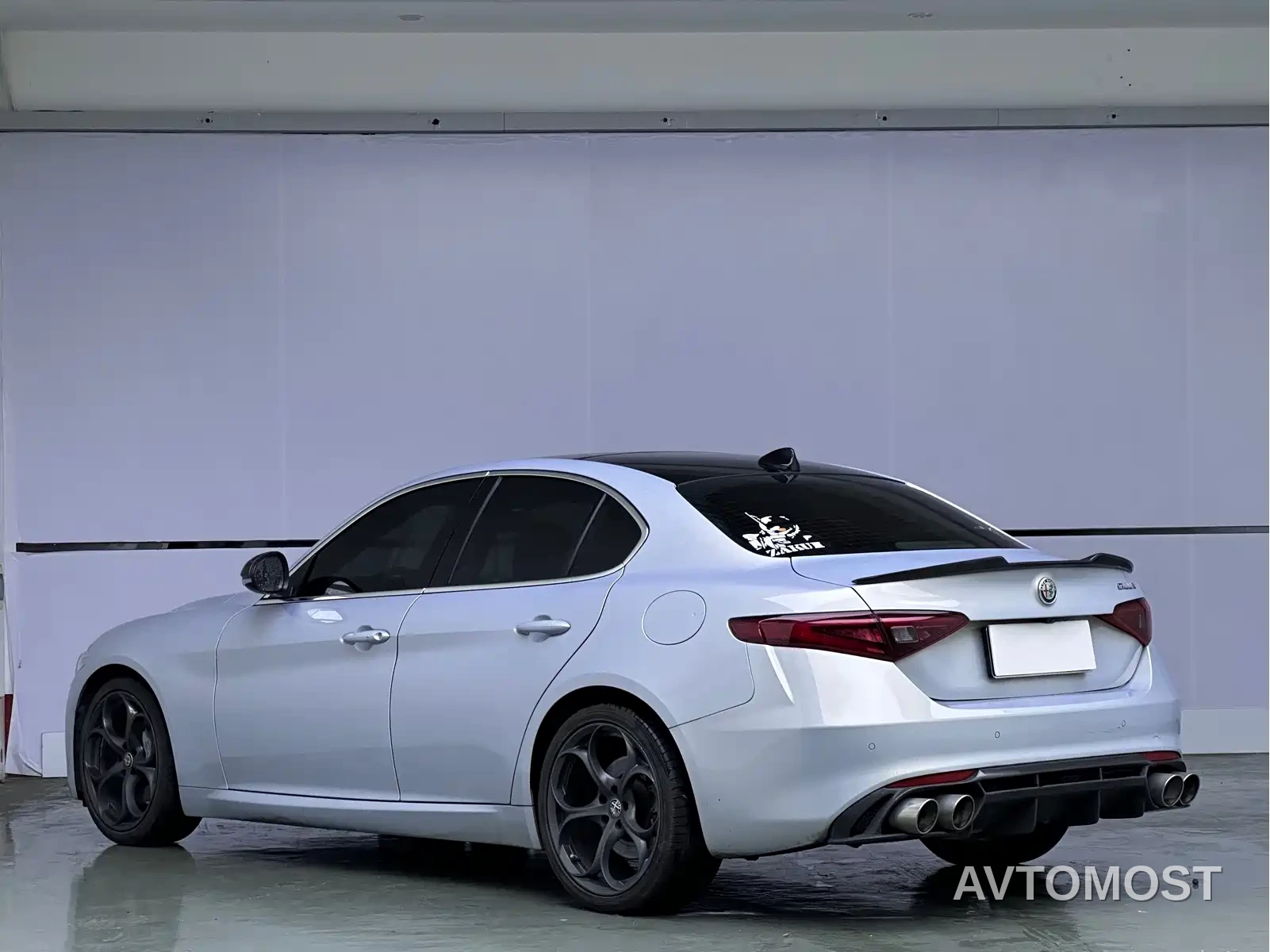 Alfa Romeo Giulia 2021 2.0T 280HP Luxury — фото 4