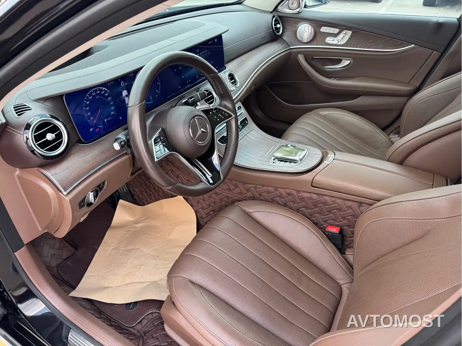 Mercedes-Benz E-Class 2021 E 300 L Premium — фото 9