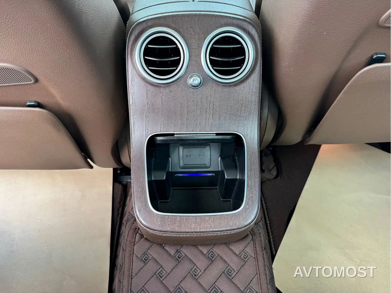 Mercedes-Benz E-Class 2021 E 300 L Premium — фото 15