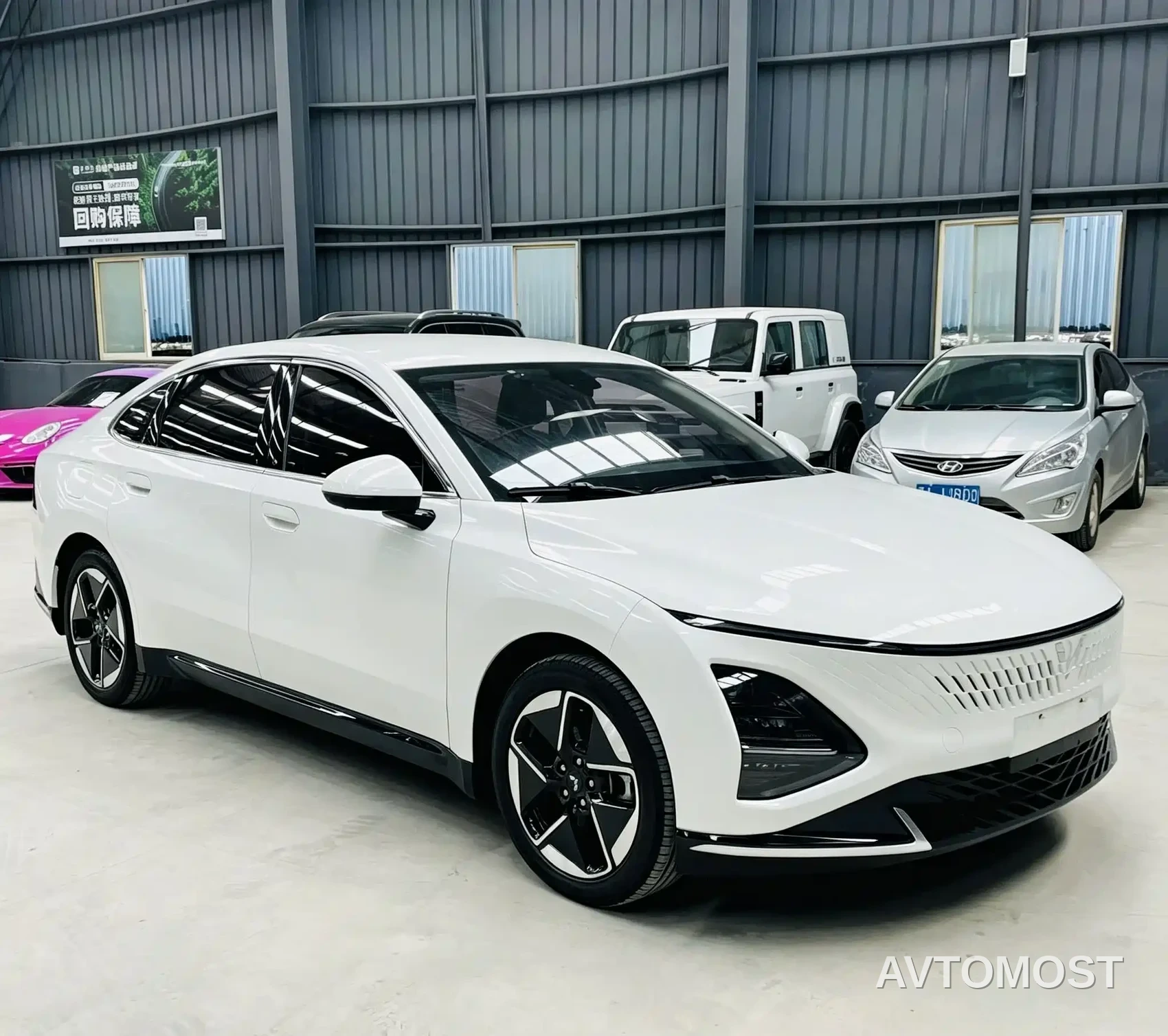 Wuling Xingguang 2024 Co-Creation Edition 150 Advanced — фото 3