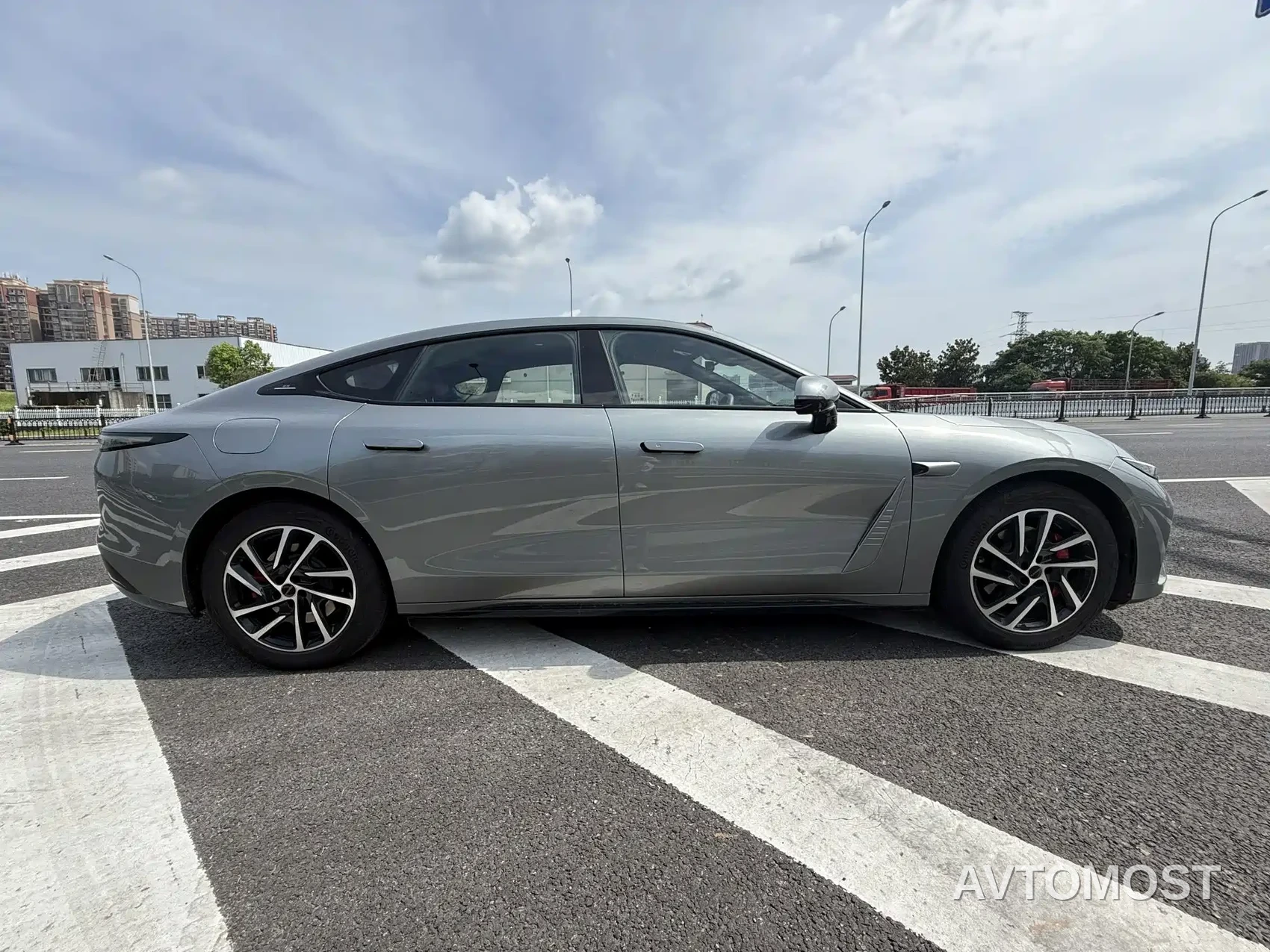 Exeed Exlantix ES 2025 Model Extended Range Plus Comfort Smart — фото 7