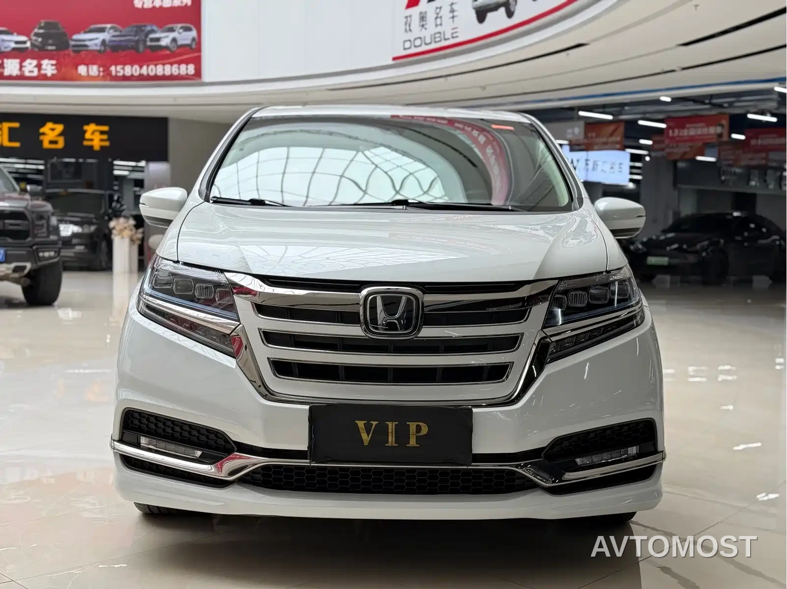 Honda Elysion 2019 2.0L Hybrid Luxury Edition — фото 2