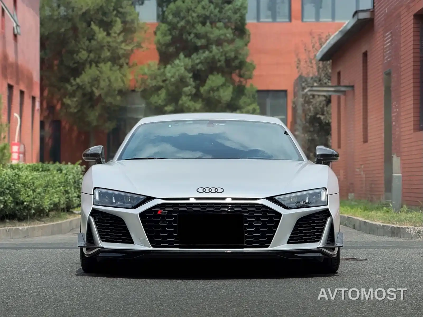Audi R8 2022 V10 Coupe Performance — фото 2