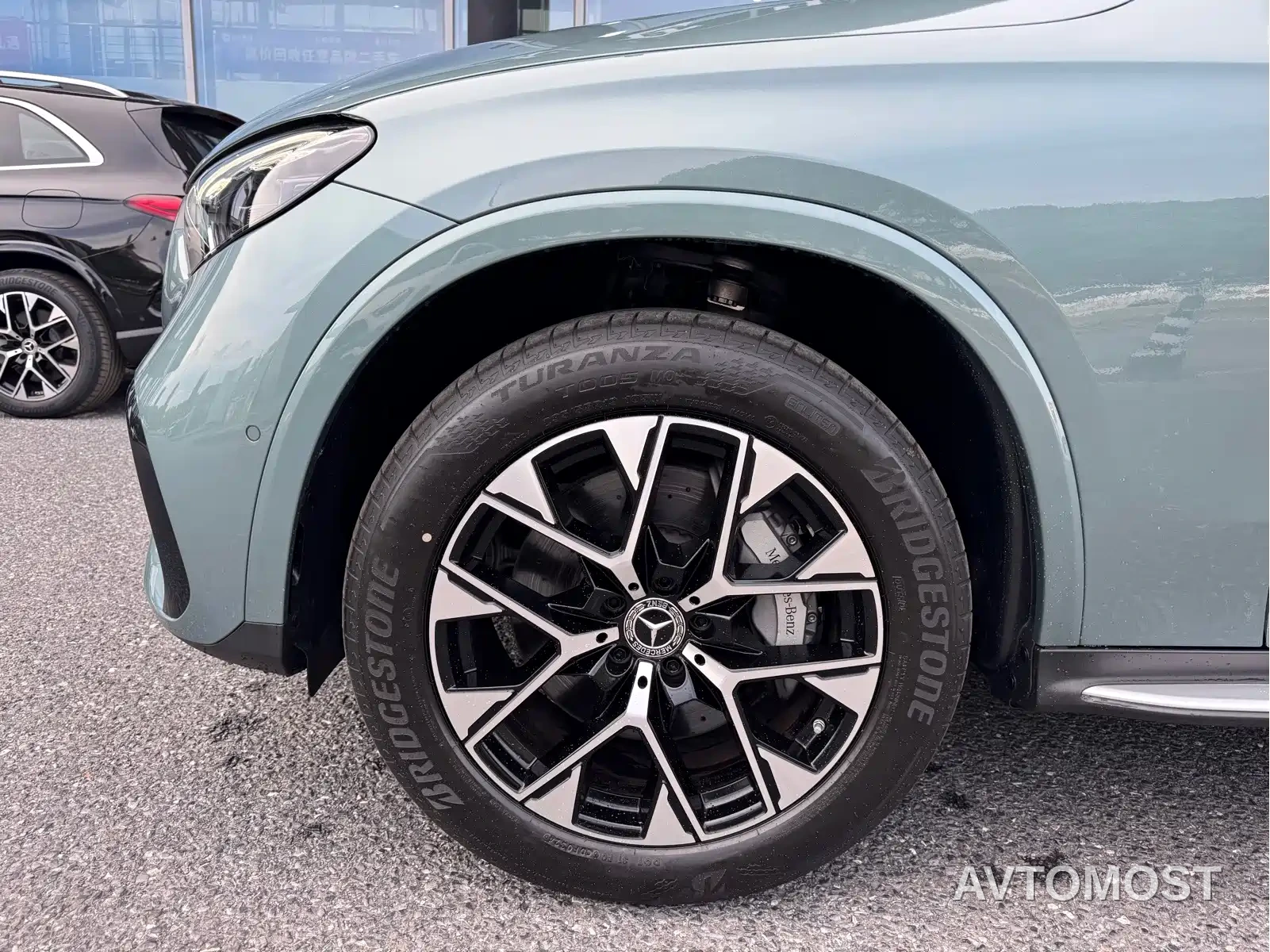 Mercedes-Benz GLC New Energy 2025 350 e L 4MATIC Collector's Edition — фото 8