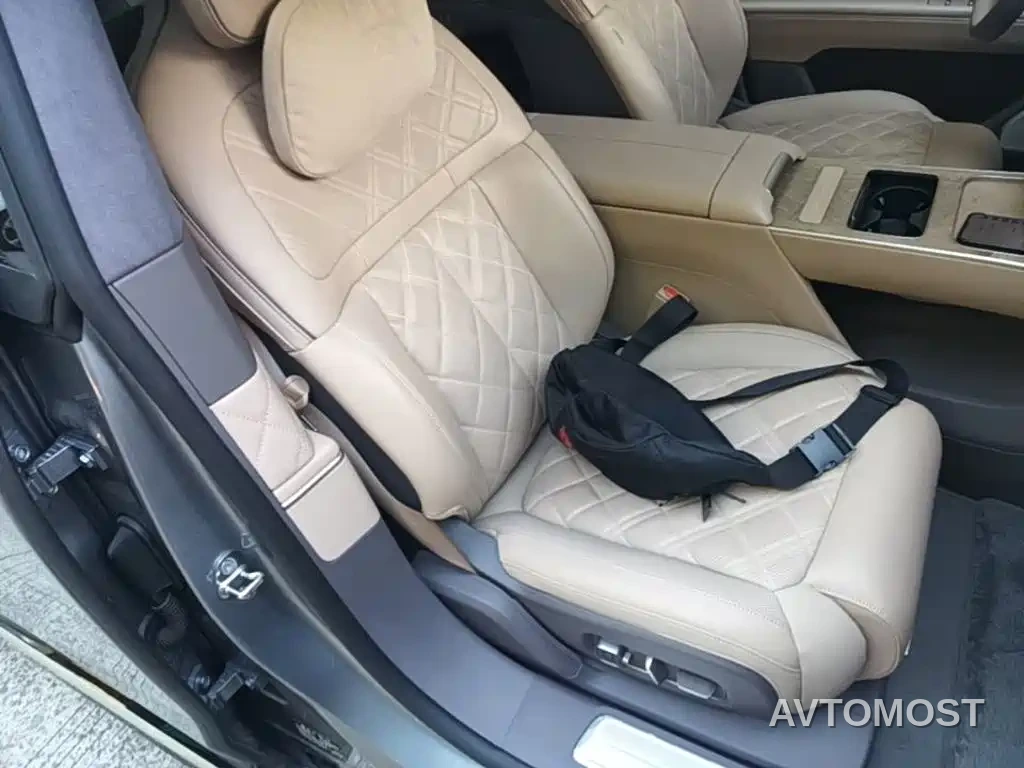 NIO ET9 2025 100kWh Launch Limited Edition — фото 24