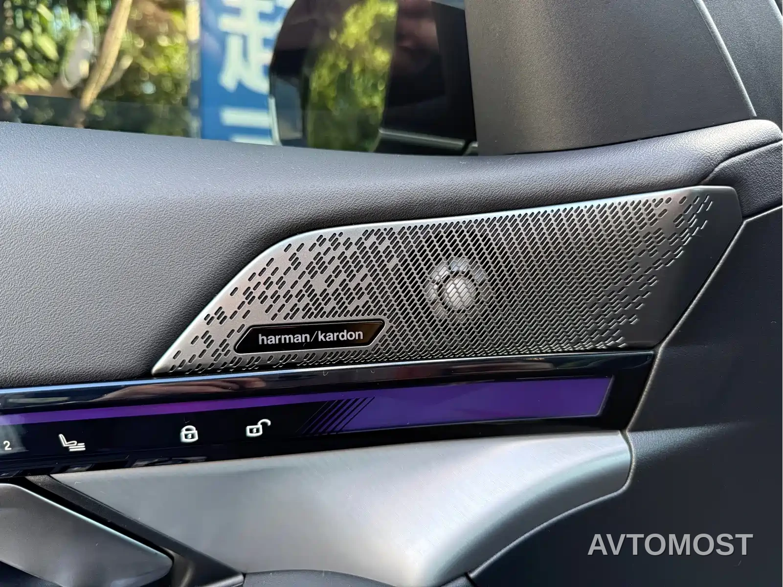 BMW i5 2024 eDrive 35L Premium Model M Sport Package — фото 26