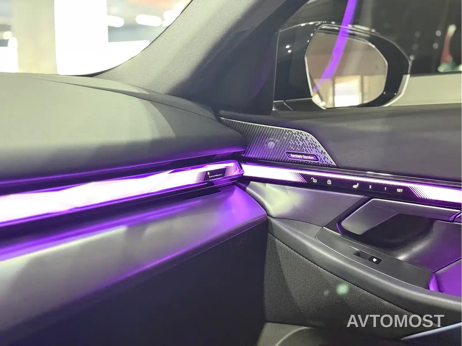 BMW i5 2024 eDrive 35L Premium Model M Sport Package — фото 31