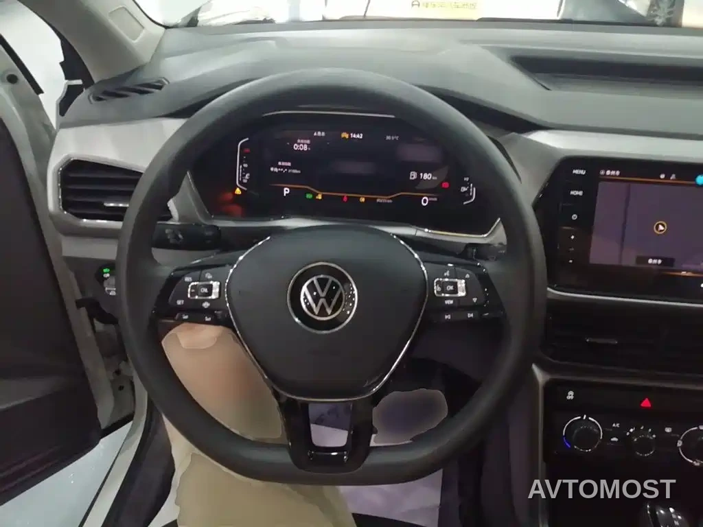 Volkswagen T-Cross 2023 300TSI DSG Comfort Edition — фото 11