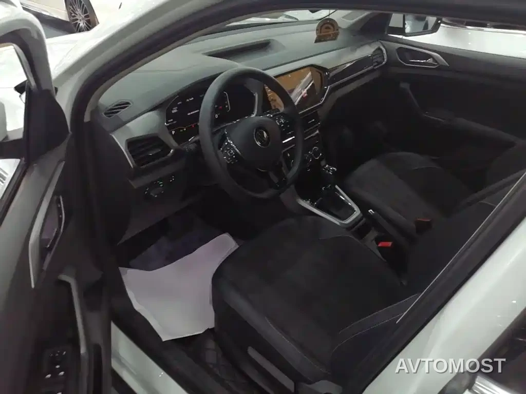 Volkswagen T-Cross 2023 300TSI DSG Comfort Edition — фото 16