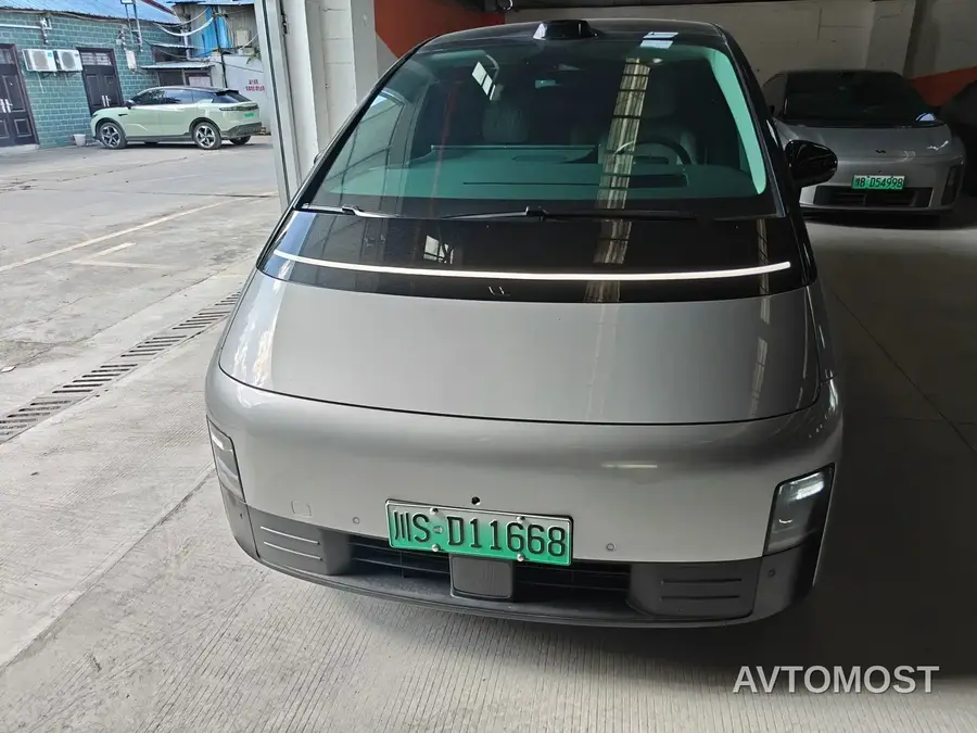 Li Auto MEGA 2024 Ultra