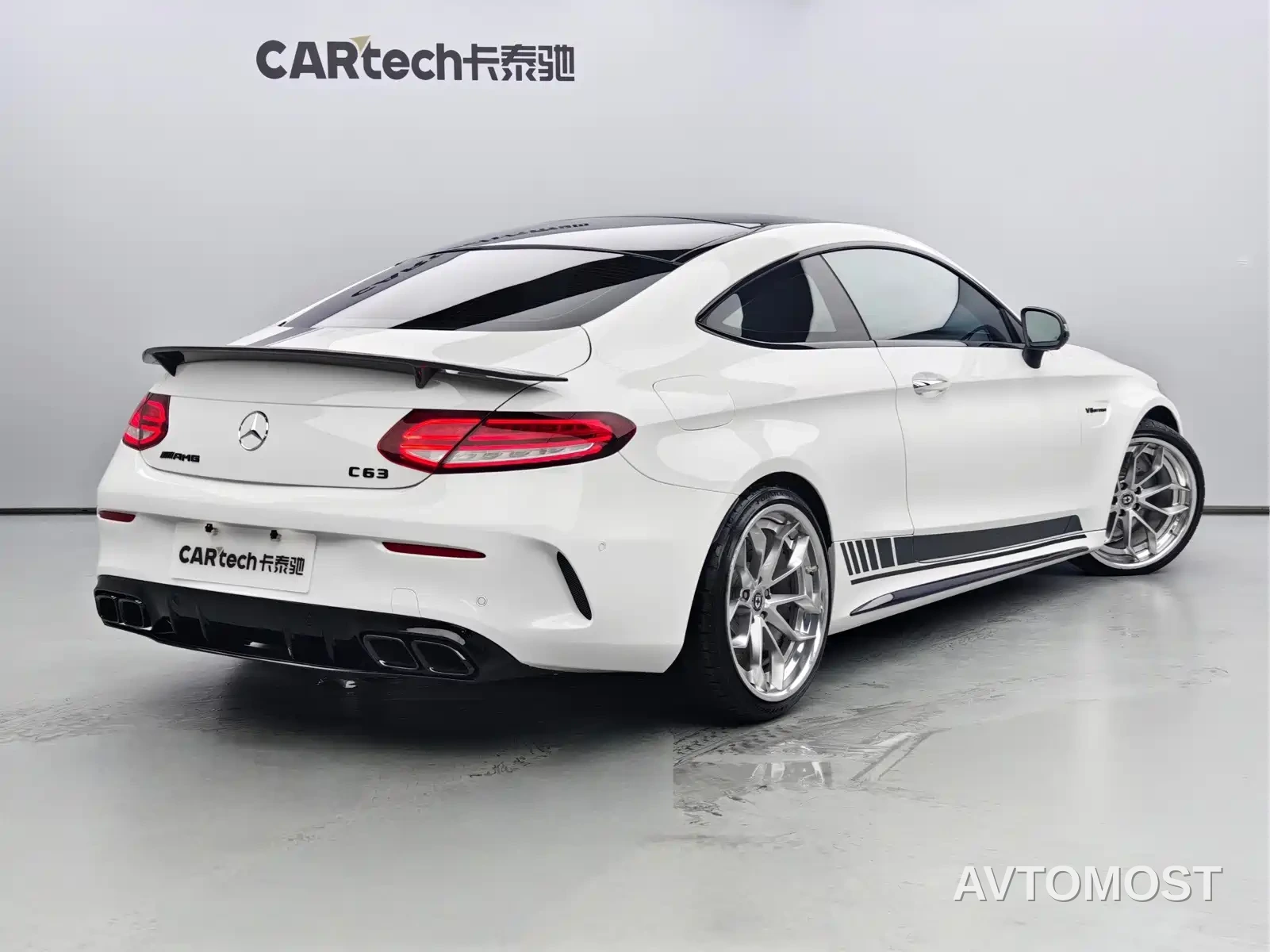 Mercedes-Benz C-Class AMG 2019 AMG C 63 Coupe — фото 4