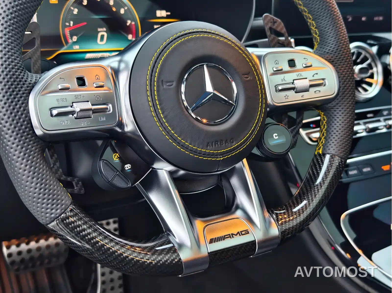 Mercedes-Benz C-Class AMG 2019 AMG C 63 Coupe — фото 11