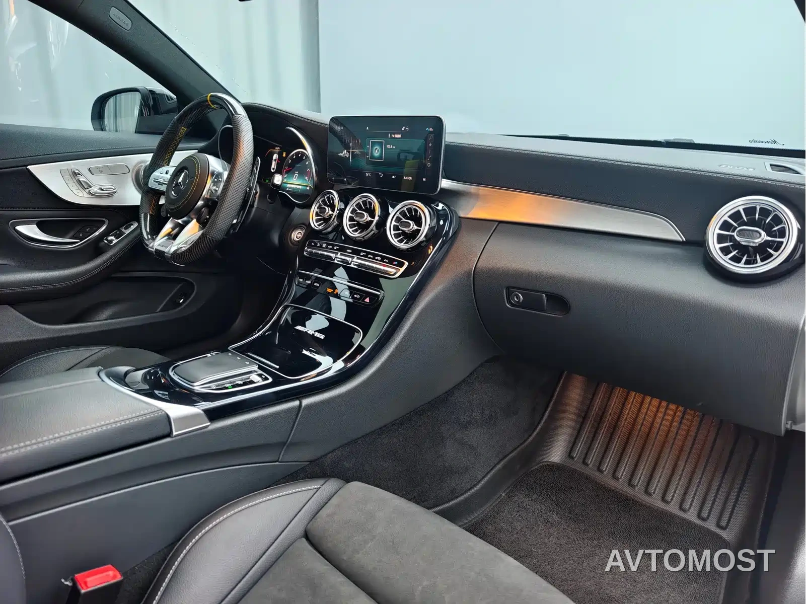 Mercedes-Benz C-Class AMG 2019 AMG C 63 Coupe — фото 15
