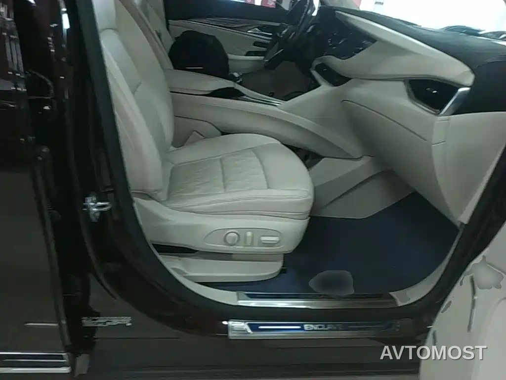 Buick Enclave 2022 652T 4WD Avenir 6-Seater — фото 23