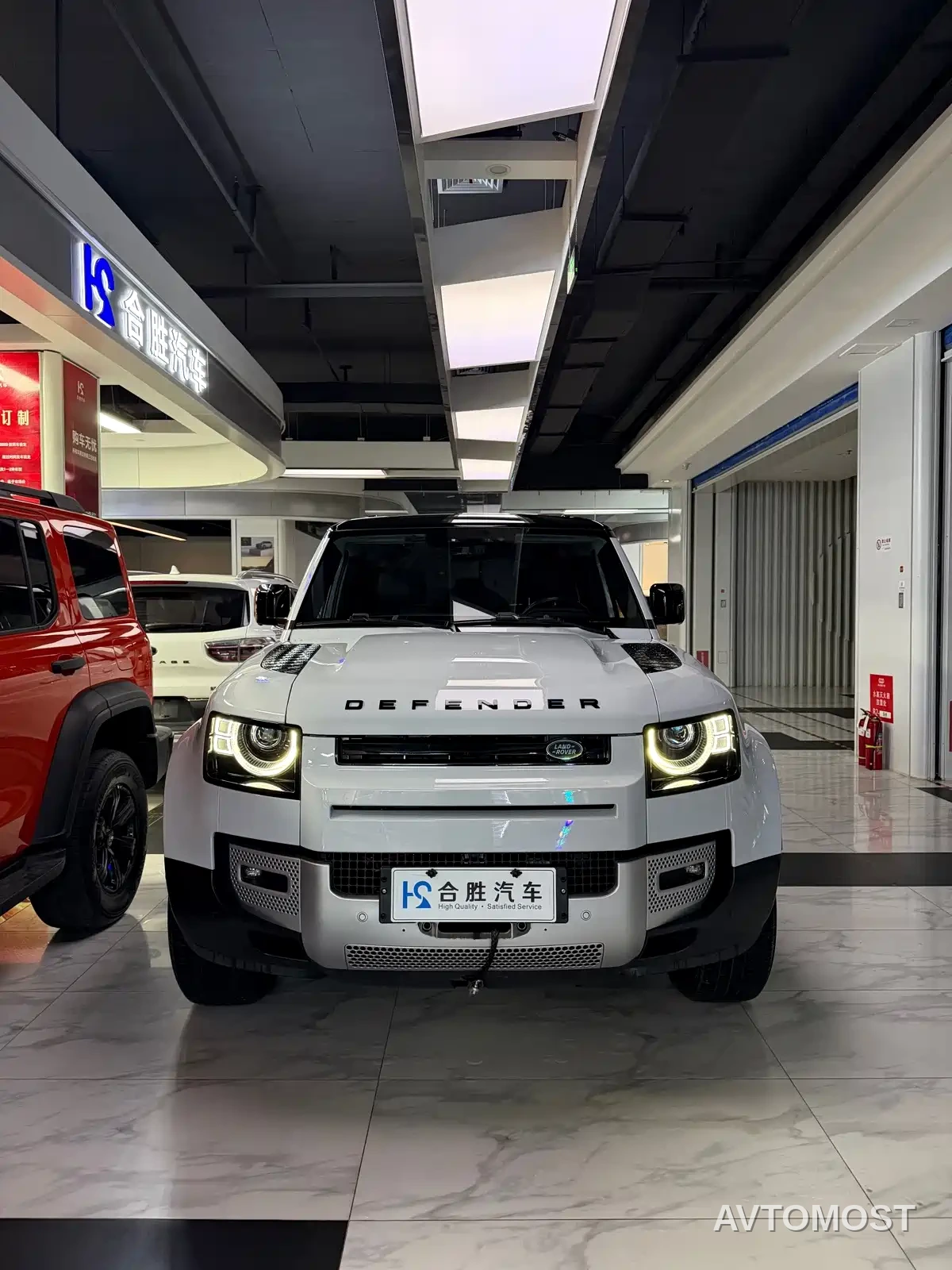 Land Rover Defender NEV 2022 110 P400e — фото 2