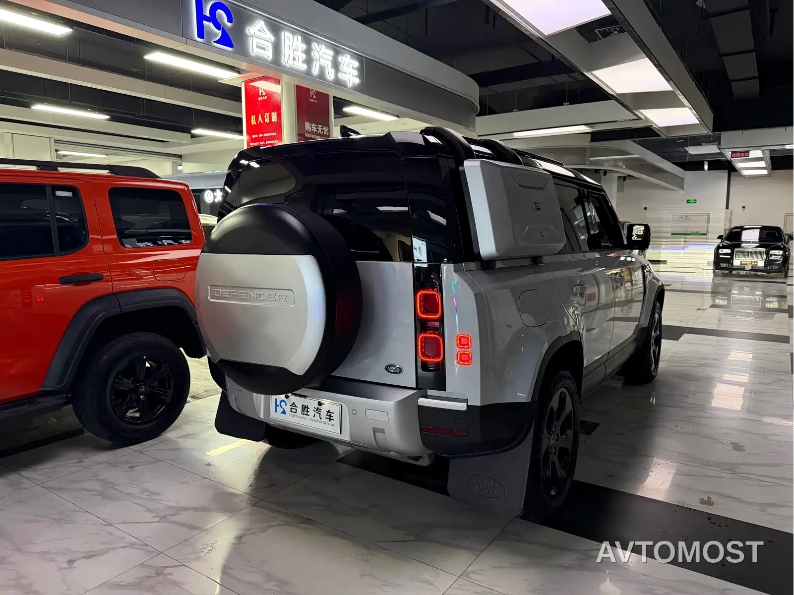 Land Rover Defender NEV 2022 110 P400e — фото 7