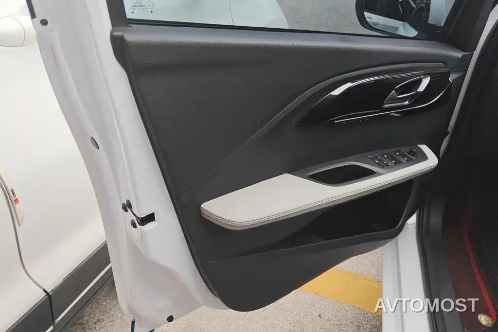 JMCG New Energy Yizhi EV3 2022 Mini Radar Cool Run Edition — фото 6