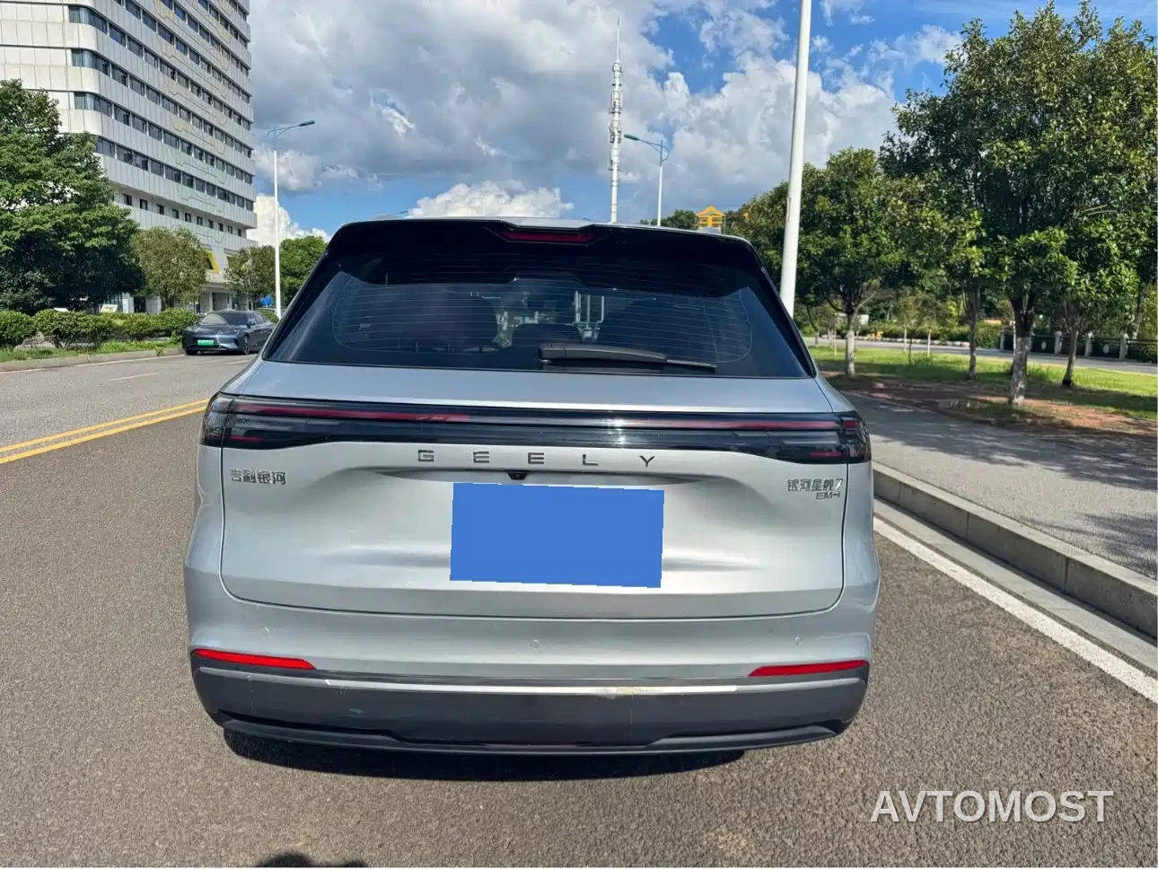 Geely Galaxy Starship 7 EM-i 2025 Model 120km Explorer+ Edition — фото 9