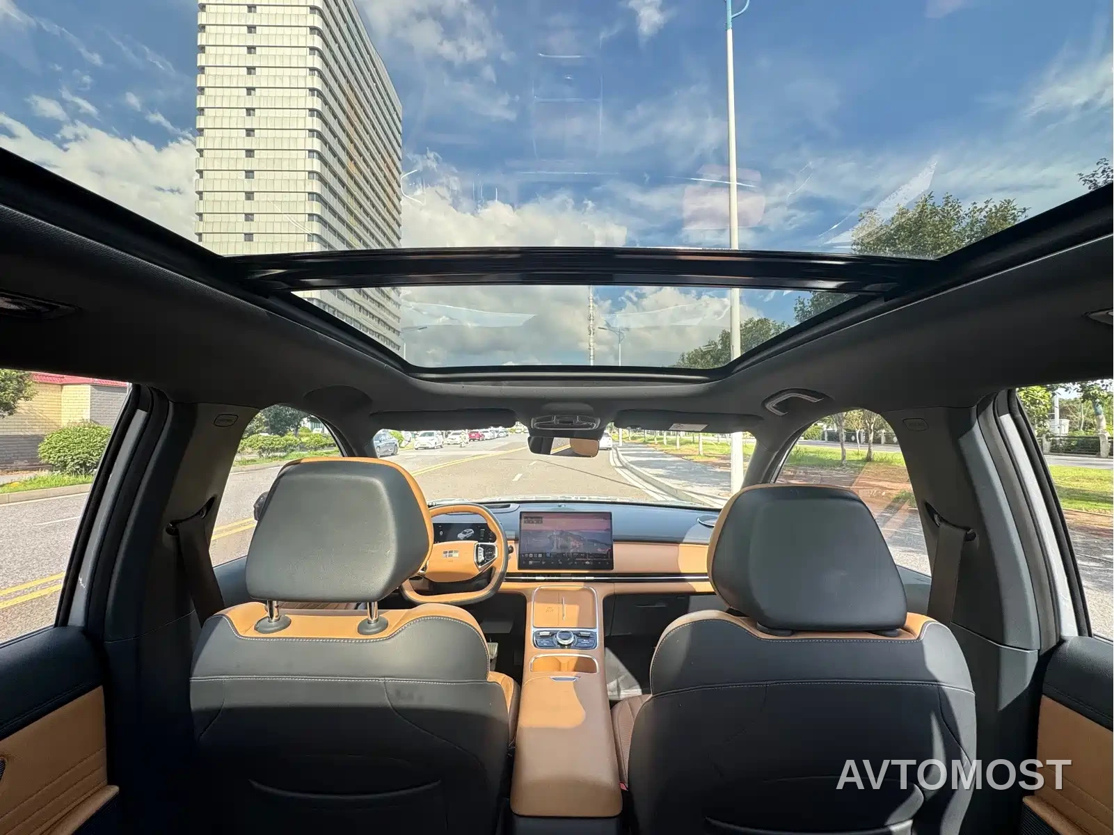 Geely Galaxy Starship 7 EM-i 2025 Model 120km Explorer+ Edition — фото 14