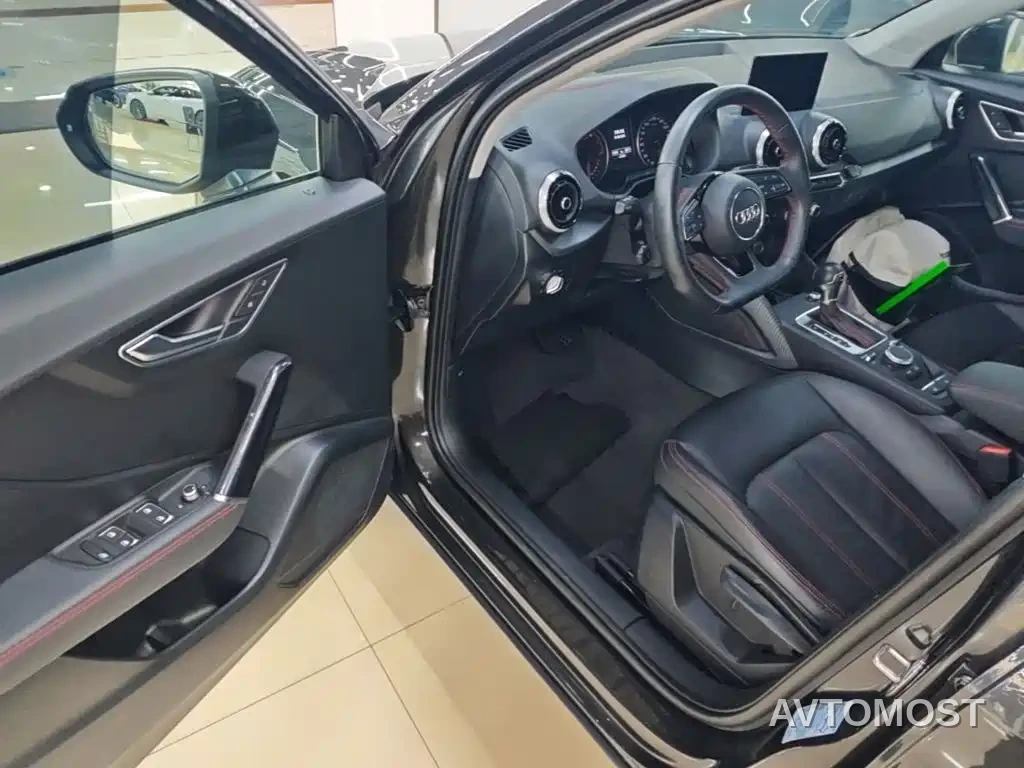 Audi Q2L 2023 35TFSI Progressive Dynamic — фото 16