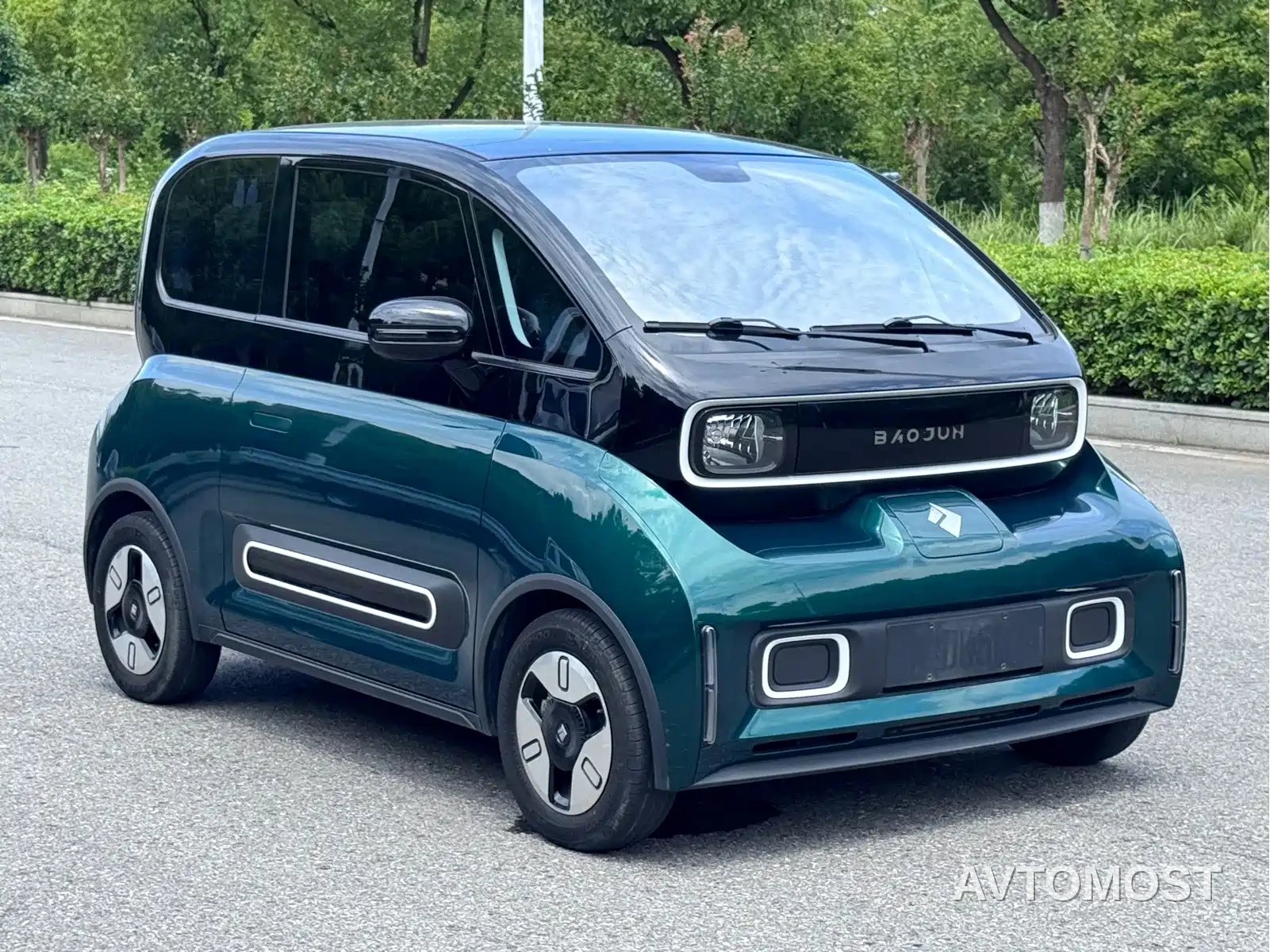 Baojun KiWi EV 2022 Artist Lite Edition LFP — фото 3