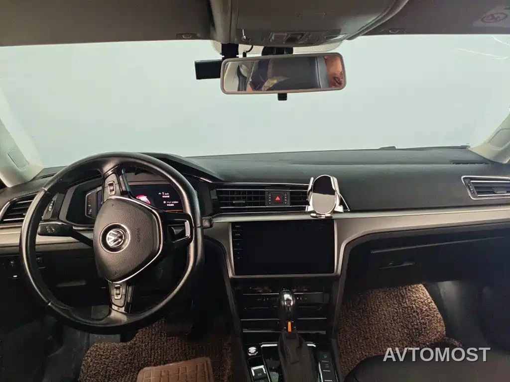 Volkswagen Lamando 2021 Facelift 280TSI DSG Comfort Edition — фото 1